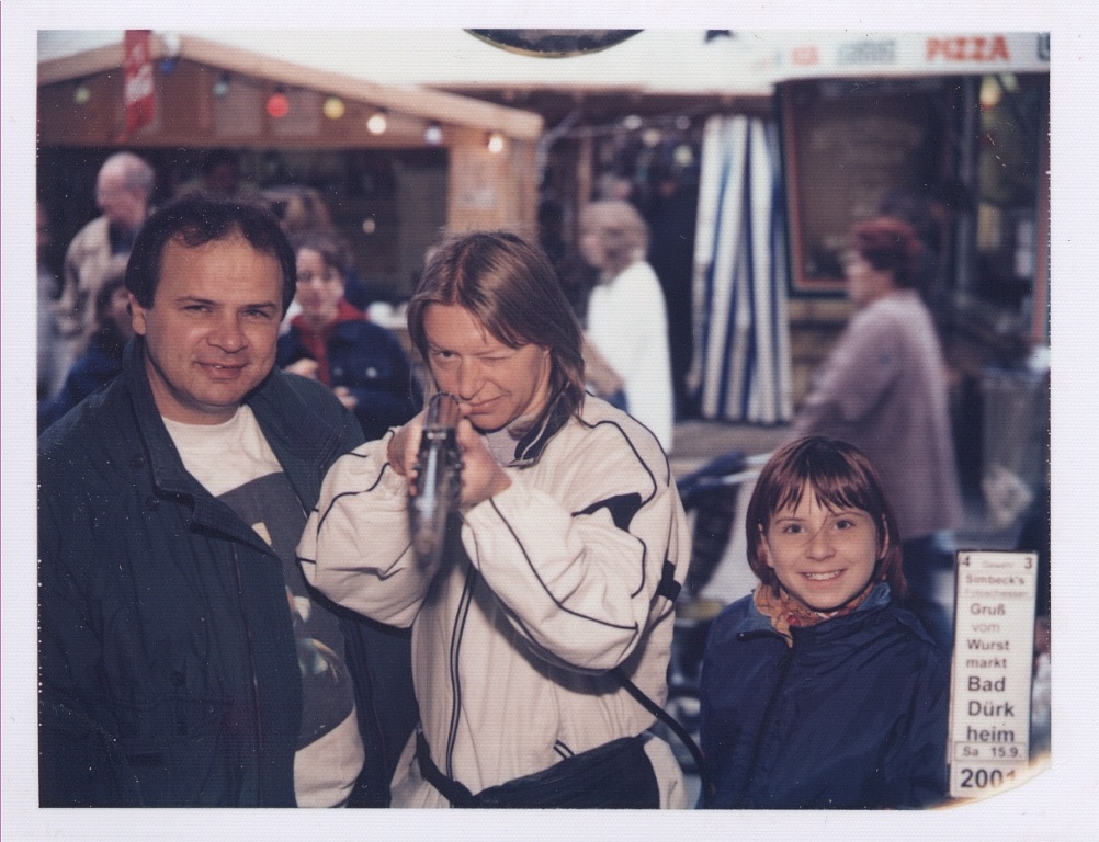 2001a.jpg