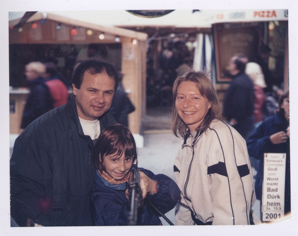 2001c.jpg
